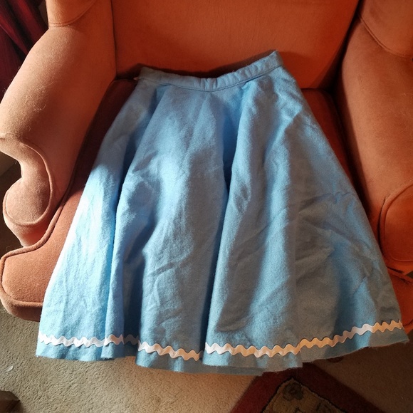 Skirt STRAIGHT OUT OF a Grease Movie - Picture 5 of 5